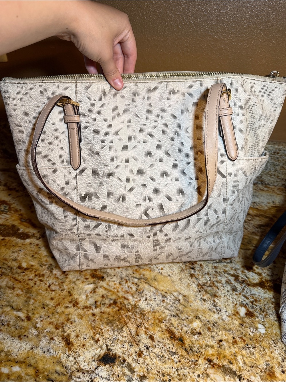 BUNDLE Michael Kors MK Print Totes - Picture 3 of 13